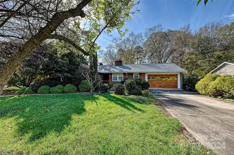 1228 Seneca Pl, Charlotte, NC 28210