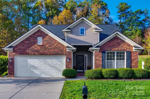 639 Stonehenge Dr, Rock Hill, SC 29730