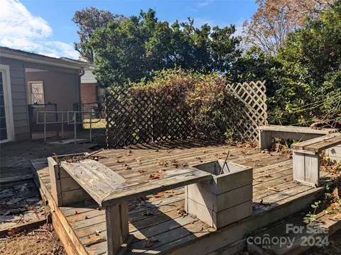 1832 Noah Path, Conover, NC 28613 photo 4