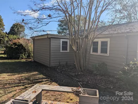 1832 Noah Path, Conover, NC 28613 photo 9