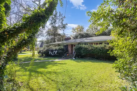 626 Shelton St, Charlotte, NC 28270