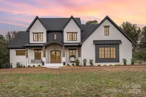 670 Stegall Rd, Peachland, NC 28133