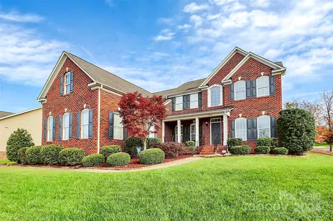 16404 Grassy Creek Dr, Huntersville, NC 28078