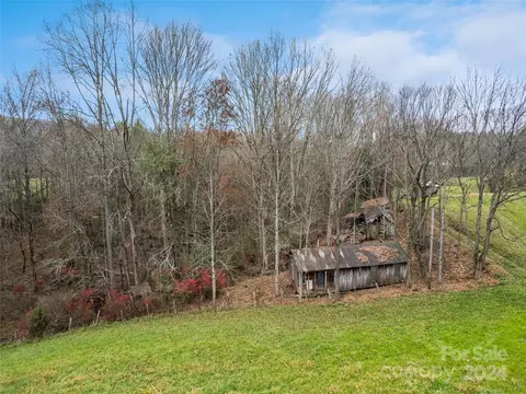 00 Ridgedale Rd, Clyde, NC 28721 photo 2