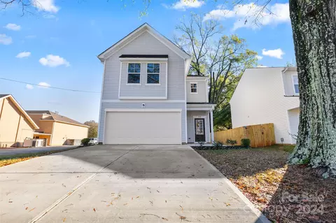 418 Ridge Ave, Mooresville, NC 28115