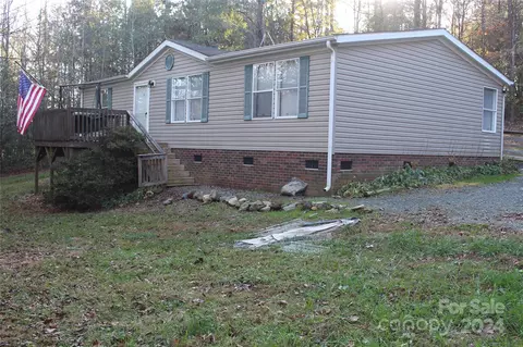 33253 Courtland Dr, Albemarle, NC 28001