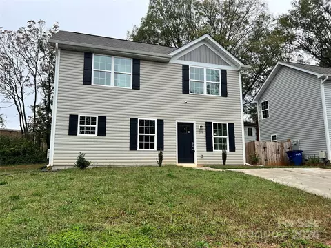 519 Davis St, Statesville, NC 28677