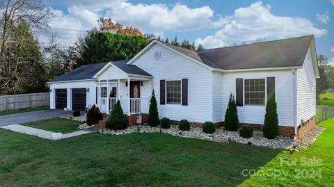 195 S Main St, Granite Falls, NC 28630