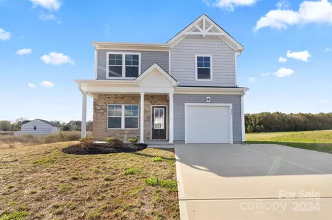 136 Red Cedar Ln, Statesville, NC 28625