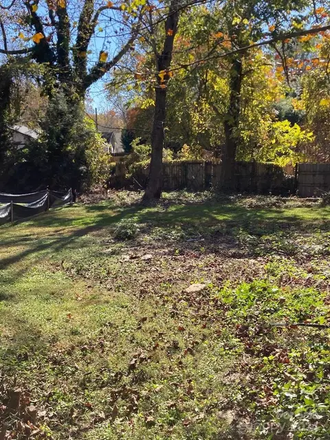 239 Spring St, Hendersonville, NC 28739