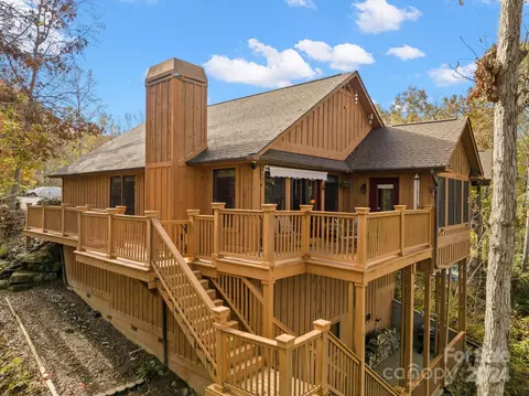 5 Chalet Ct, Mill Spring, NC 28756
