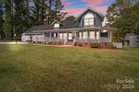 3624 Old Salisbury Rd, Lexington, NC 27295