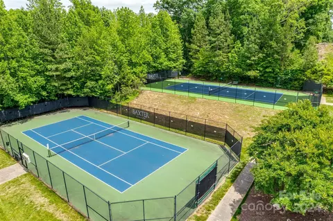 View/Area - 920 Lyndley Dr, Fort Mill, SC 29708 photo 3 of 5