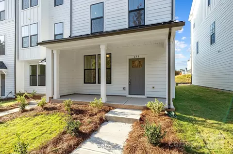 653 District 17 Ct #17, Fort Mill, SC 29708