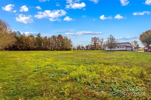 000 E Memorial Hwy, Harmony, NC 28634 photo 16