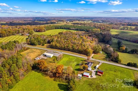 000 E Memorial Hwy, Harmony, NC 28634 photo 4