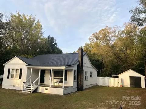 406 Blackmon N St N, Bethune, SC 29009 photo 2