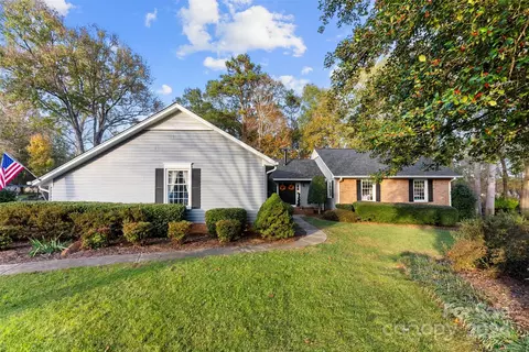 4356 Old Forge Dr, Gastonia, NC 28056