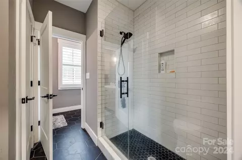 Bath - 785 Ormand Rd, York, SC 29745 photo 6 of 7
