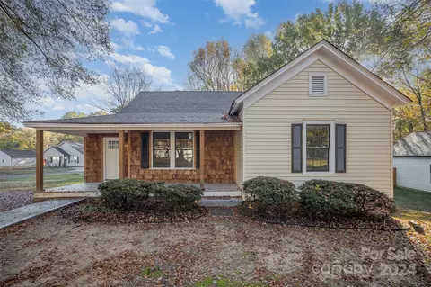 1618 Shepard St, Kannapolis, NC 28083