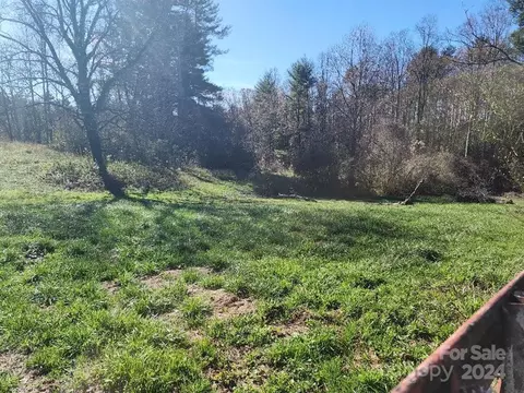 0 Red Oak Trl, Hendersonville, NC 28792