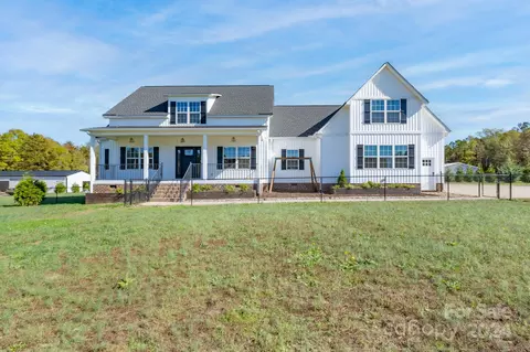 1118 N Shiloh Rd, York, SC 29745