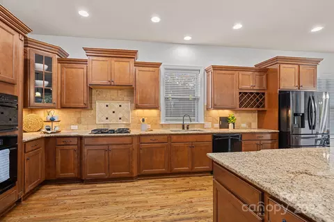 11804 Bradford Park Dr, Davidson, NC 28036 photo 14