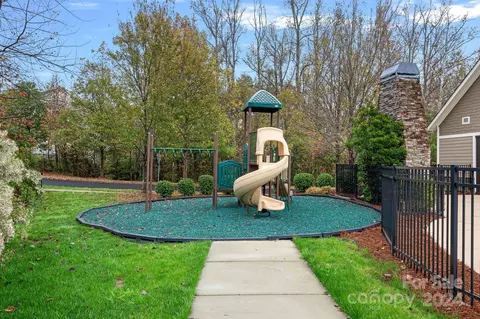 11804 Bradford Park Dr, Davidson, NC 28036 photo 45