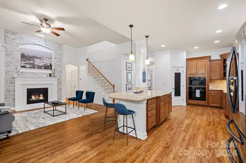 11804 Bradford Park Dr, Davidson, NC 28036 photo 12