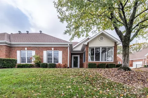 8665 Windsor Ridge Dr, Charlotte, NC 28277