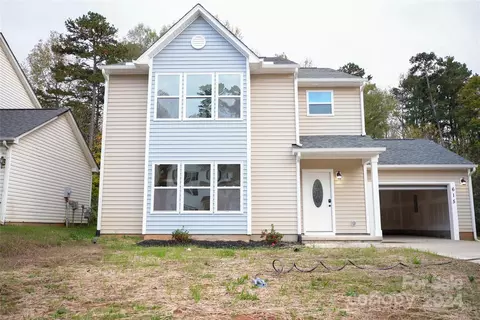 615 Stillgreen Ln, Charlotte, NC 28214