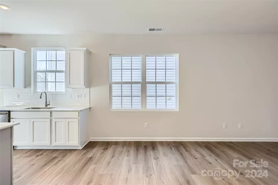 Living - 2425 Trollinger Dr, Catawba, NC 28609 photo 2 of 2