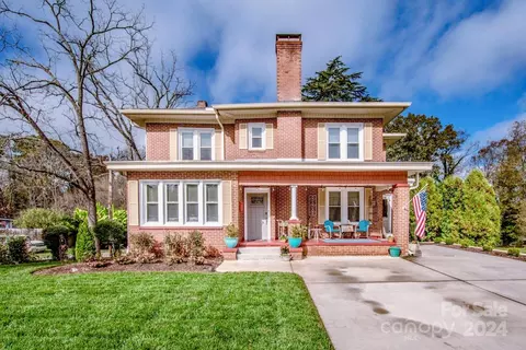 124 Feimster St, Statesville, NC 28677