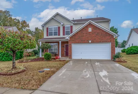 45 Farm Brook Way, Simpsonville, SC 29681