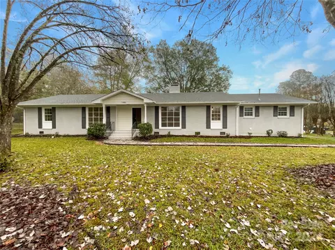 1446 Sullivan St, Rock Hill, SC 29730