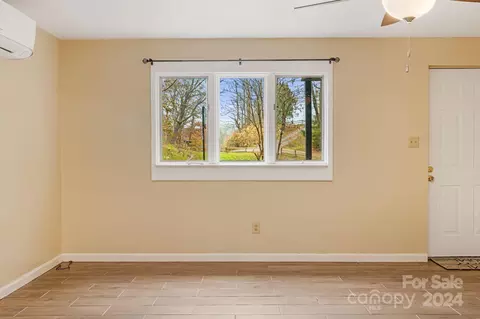 730 Silver Mill Rd, Marshall, NC 28753 photo 9