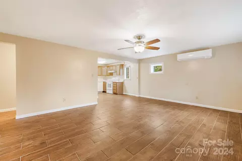 730 Silver Mill Rd, Marshall, NC 28753 photo 7