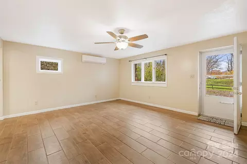 730 Silver Mill Rd, Marshall, NC 28753 photo 8