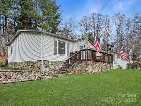 170 Indian Branch Rd, Candler, NC 28715