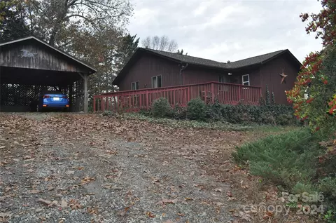 451 Bill Holbert Rd, Tryon, NC 28782
