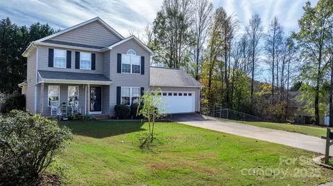 1155 Counselor Dr, Newton, NC 28658