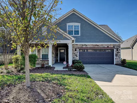 2107 Epworth Ct, Waxhaw, NC 28173