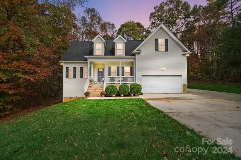 130 Loram Dr, Troutman, NC 28166