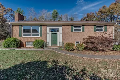 72 Crestwood Loop, Taylorsville, NC 28681