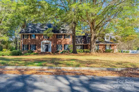 1234 Rosa Dr, Monroe, NC 28112