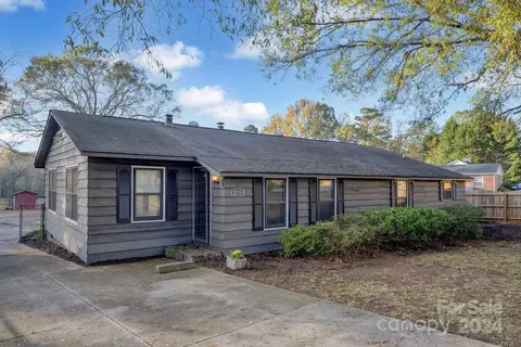 2518 Toddville Rd, Charlotte, NC 28214