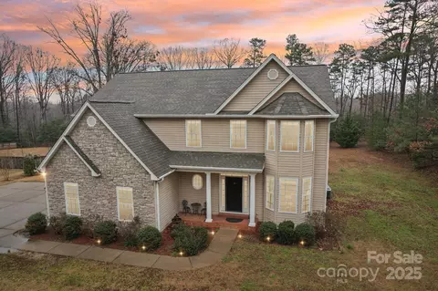 308 Crestview Ln, Spartanburg, SC 29301