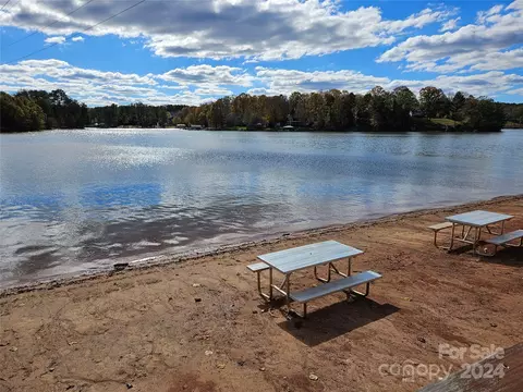 7189 Windy Pine Cir, Denver, NC 28037 photo 5