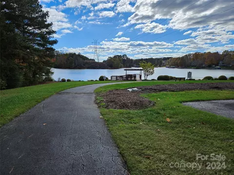 7189 Windy Pine Cir, Denver, NC 28037 photo 4