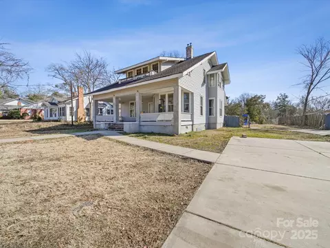 154 W End St, Chester, SC 29706